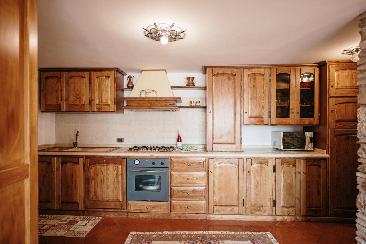 Lago Del Turano - La Taverna Con Cucina Open Space E Free Wi-Fi Ascrea Eksteriør billede