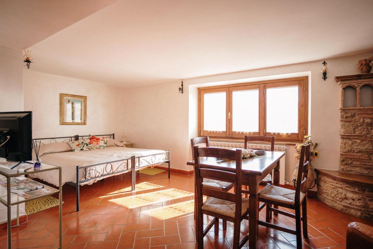 Lago Del Turano - La Taverna Con Cucina Open Space E Free Wi-Fi Ascrea Eksteriør billede